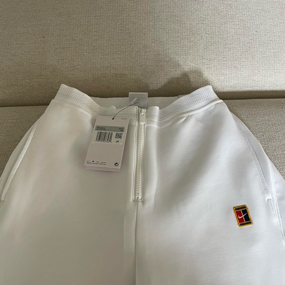 Nike Women's Spring Heritage Pants